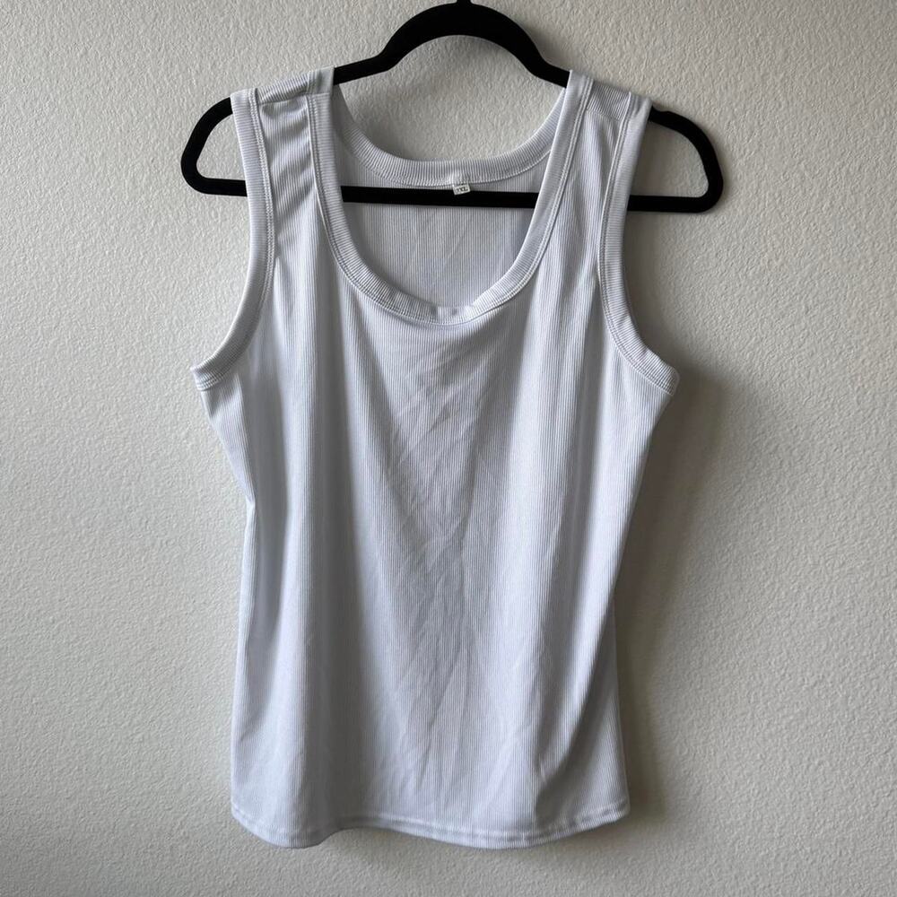 White ribbed tank top